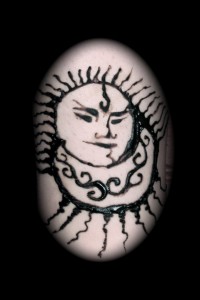 henna tattoo: sun and moon